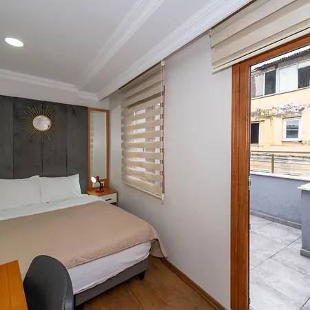 Hotel Aras Life