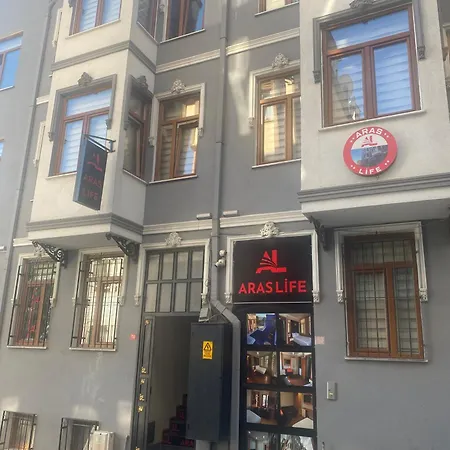 Hotel Aras Life Pansiyon 3*
