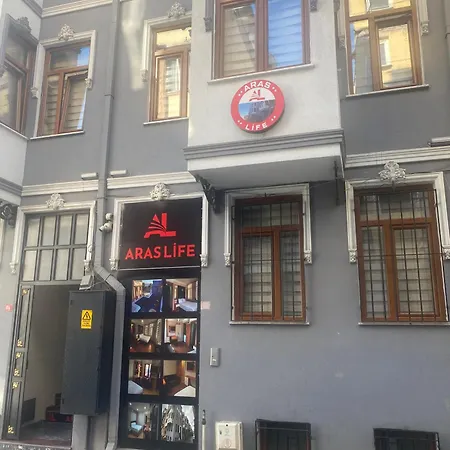 Aras Life Pansiyon 3* Estambul