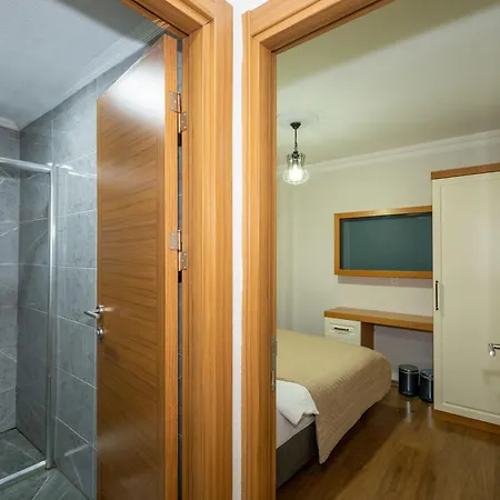 Hotel Aras Life