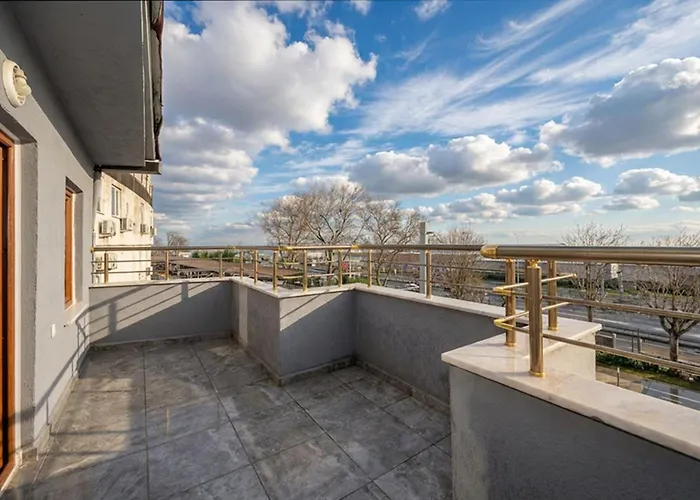 Szálloda Aras Life 3*